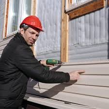 How To Choose The Right Materials for Your Siding Installation in 'Bennett, CO